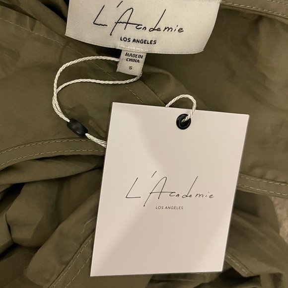 NWT L’acadmie wrap top -small - Picture 5 of 7